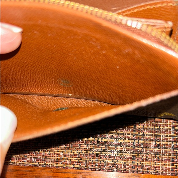 Louis Vuitton Brown and Gold Monogram Wallet - Picture 10 of 11